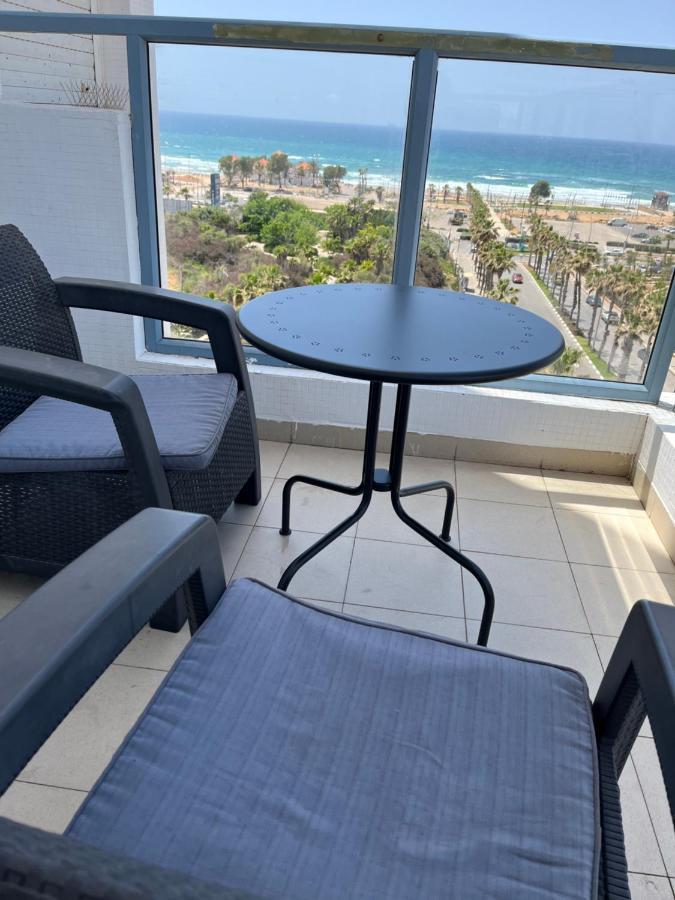 Exceptional View Facing Sea Of Givat Olga Hadera Apartment Екстериор снимка