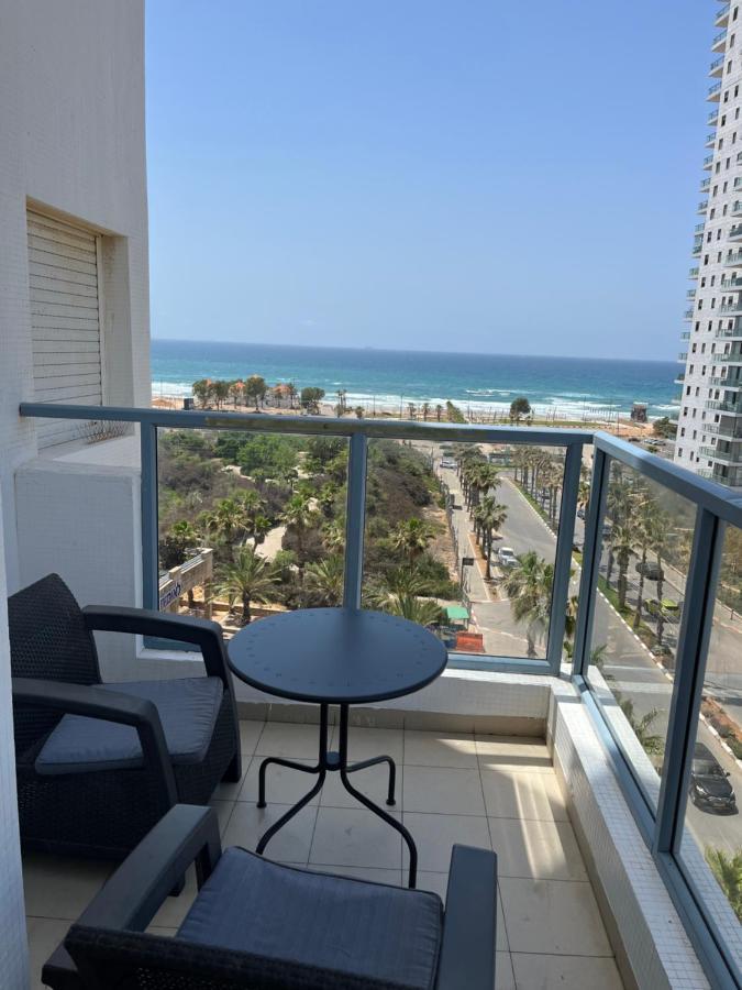 Exceptional View Facing Sea Of Givat Olga Hadera Apartment Екстериор снимка